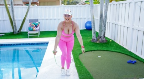 Curvaceous Puerto Rican teen Carmela Clutch gets boned after her yoga class